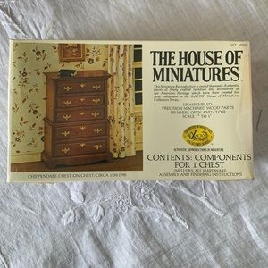 Dollhouse dresser/chest kit